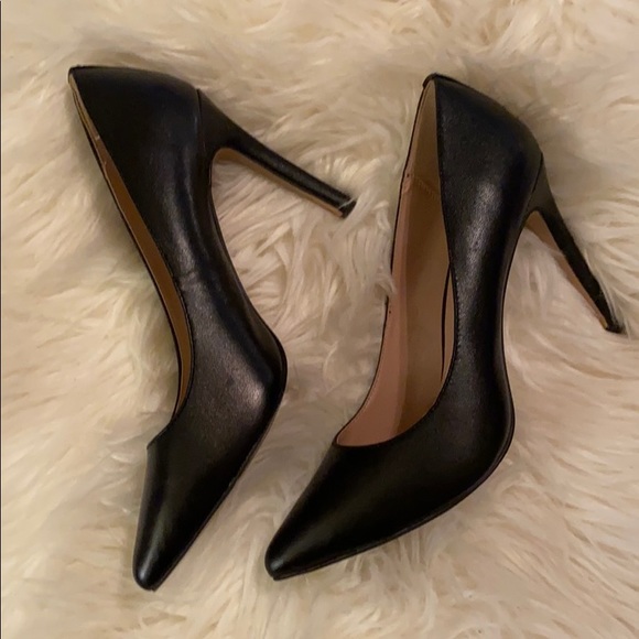 BCBG Black Heels - Picture 2 of 6